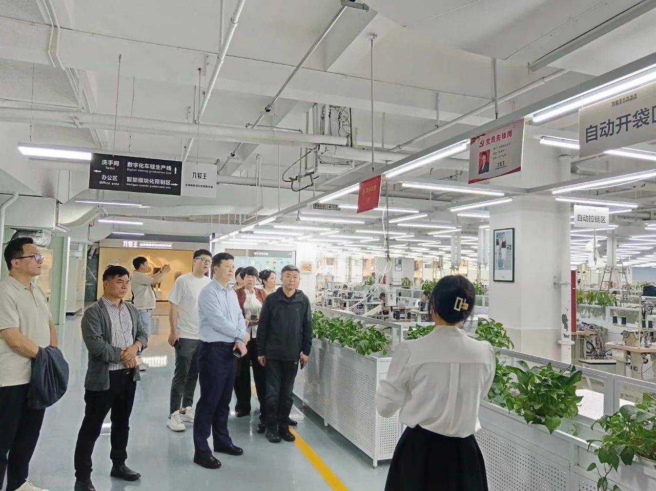 走出去看世界 请进来向未来 ！西柳北派服饰万里行走进福建