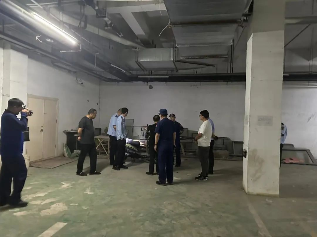 【“两为”大比武】海州街道开展电动自行车安全隐患集中夜查行动