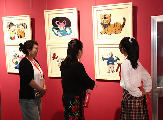 “美育浸润生命·思政引领发展”主题展示活动举办