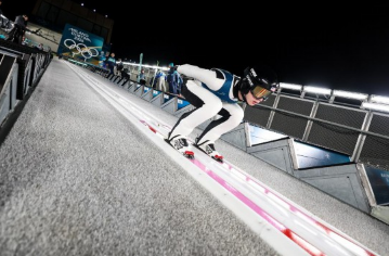 冬奥会｜跳台滑雪的“安全线”